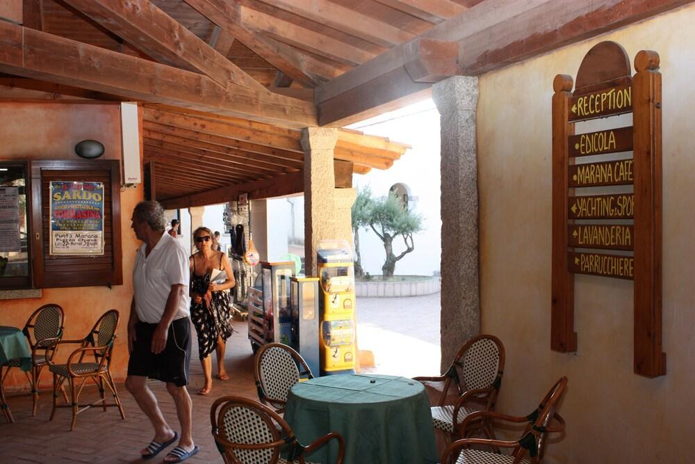 Le Corti Di Marinella Apart otel Marinella  Dış mekan fotoğraf