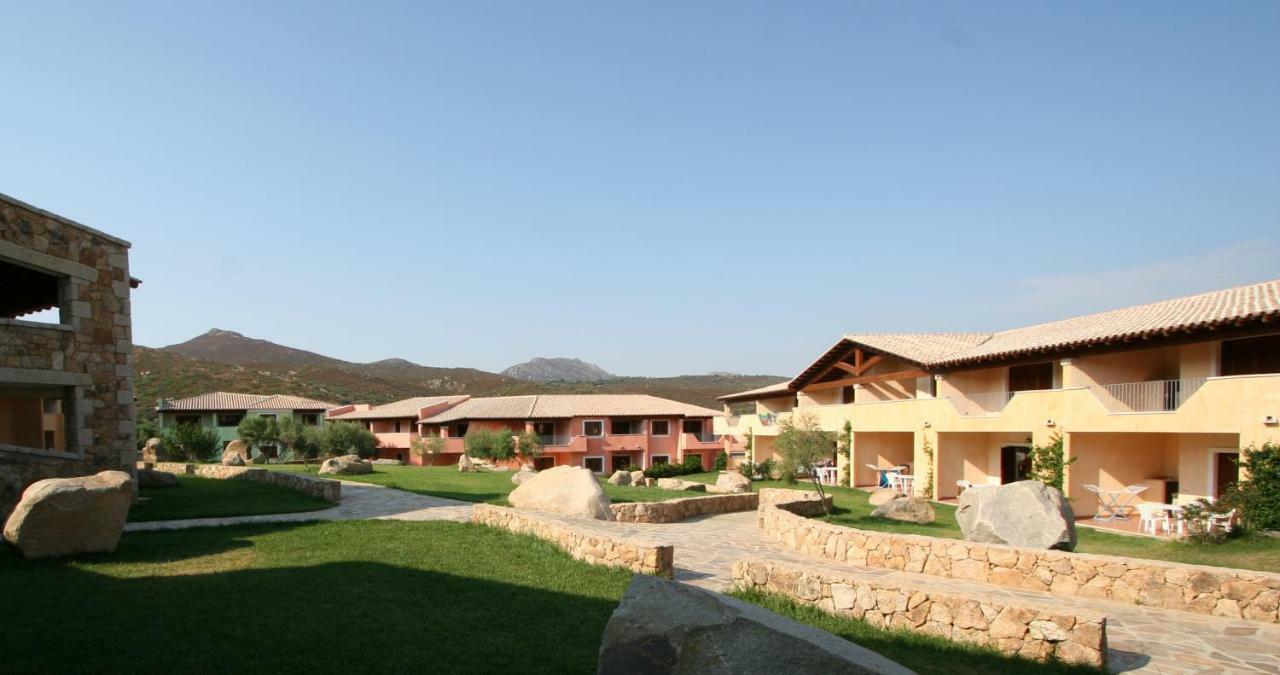 Le Corti Di Marinella Apart otel Marinella  Dış mekan fotoğraf
