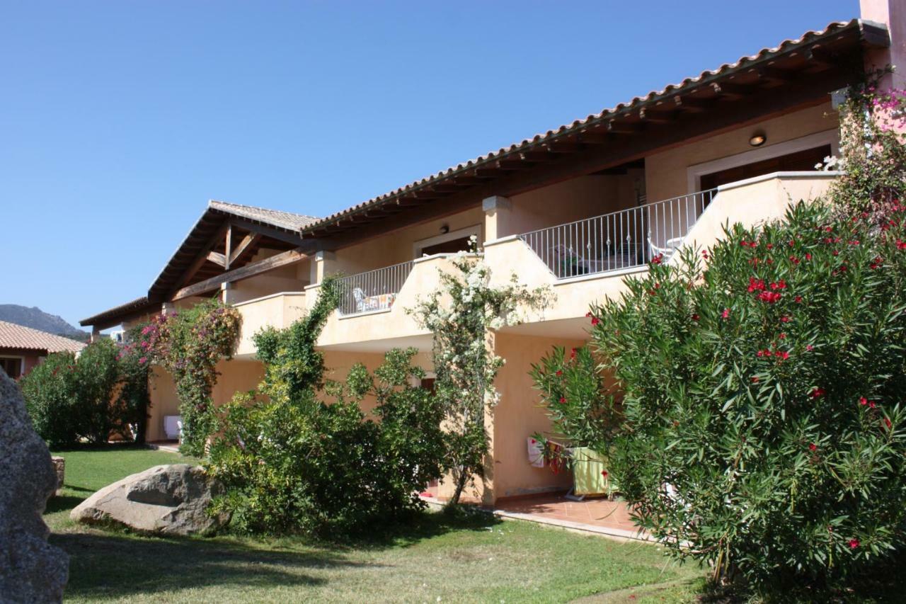 Le Corti Di Marinella Apart otel Marinella  Dış mekan fotoğraf