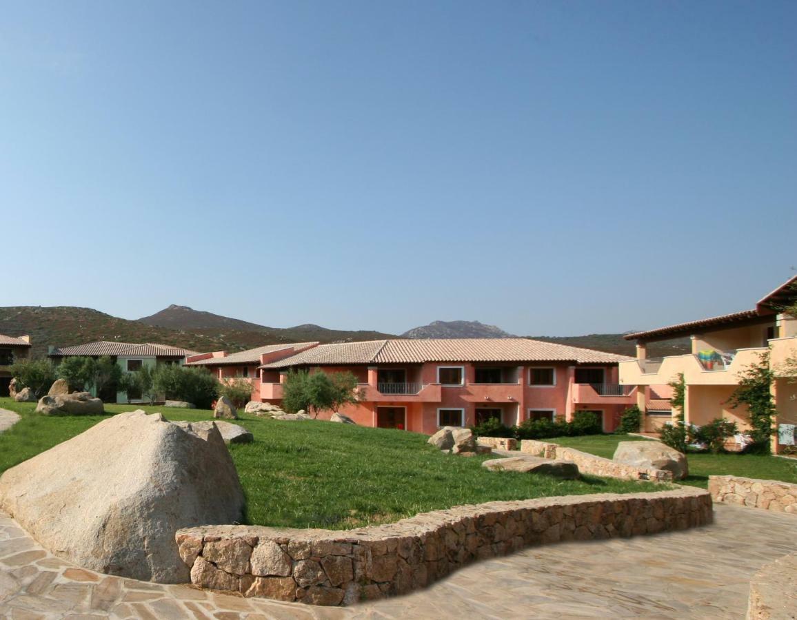 Le Corti Di Marinella Apart otel Marinella  Dış mekan fotoğraf